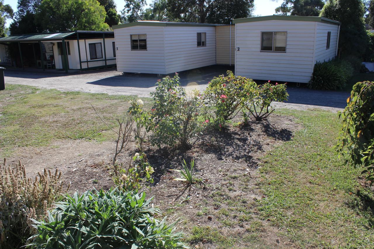Wonky Stables Holiday Park Forrest Bagian luar foto