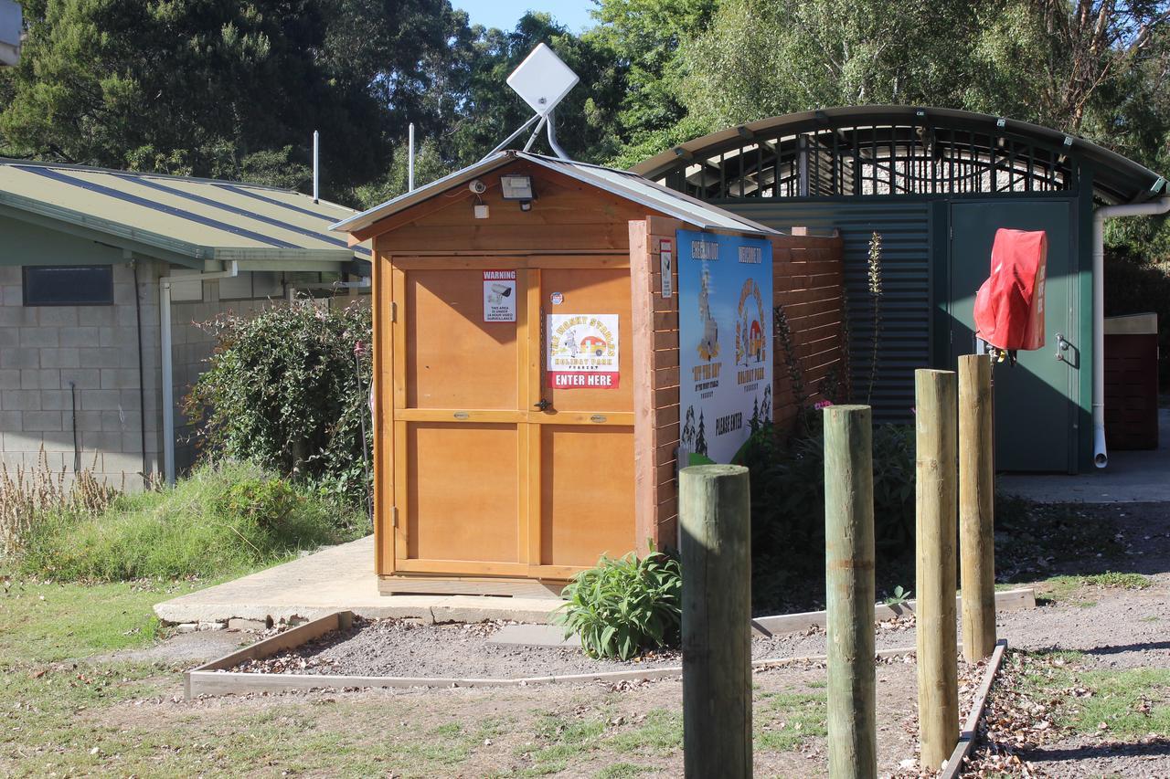Wonky Stables Holiday Park Forrest Bagian luar foto